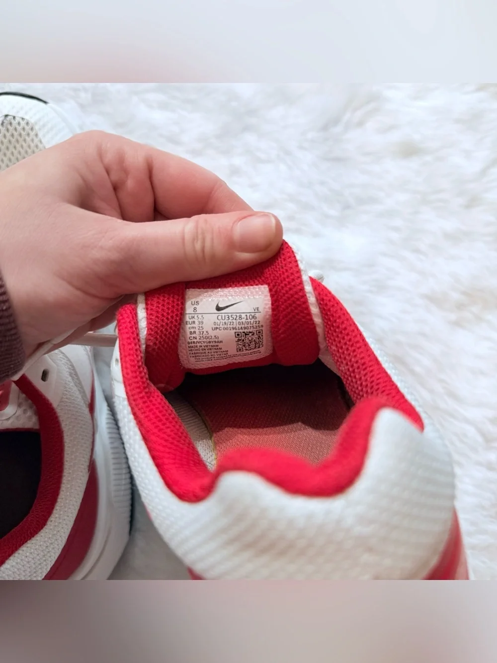 Women’s Nike Run Swift 2 White University Red